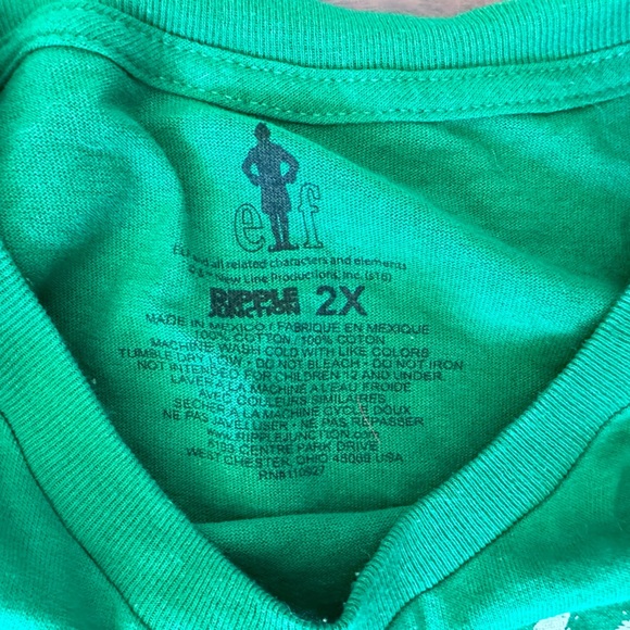 Elf Smiling’s My Favorite Holiday Christmas Tee size 2XL - Picture 2 of 2